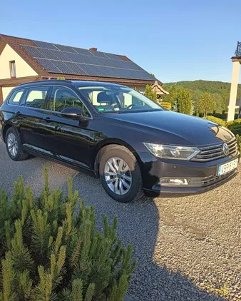 volkswagen passat biskupiec Volkswagen Passat cena 46000 przebieg: 243937, rok produkcji 2016 z Biskupiec